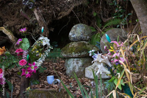 小さな祠