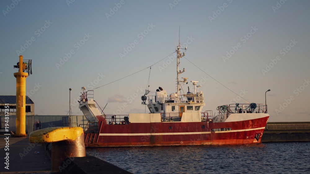 Fototapeta premium Ship in the dock
