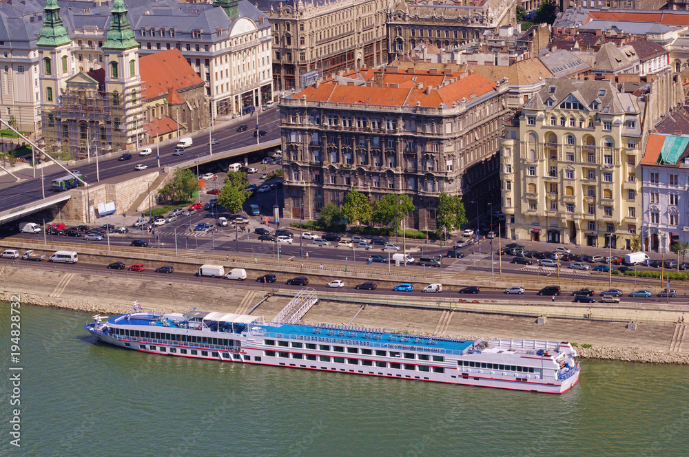 Naklejka premium cruise ship in Budapest city, capital of Hungary