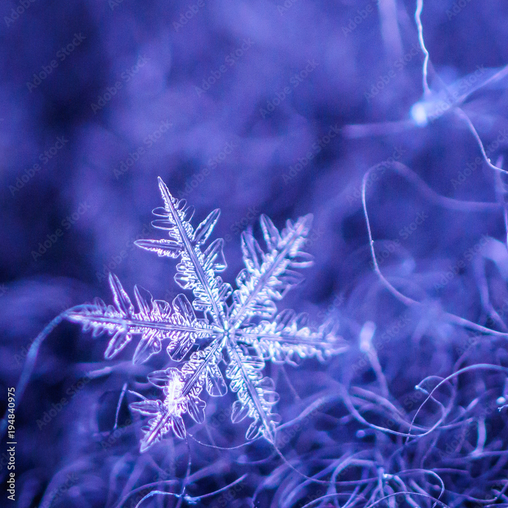 snowman,snow flakes,crystal texture,crystal pattern,crystal background