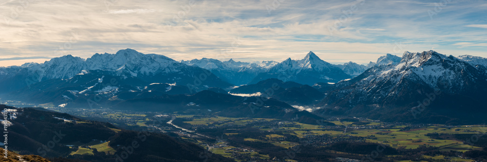 Aussicht auf Berge in den Alpen