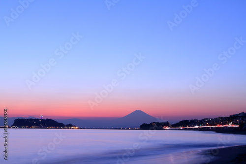 富士山と江の島の夕焼け photo