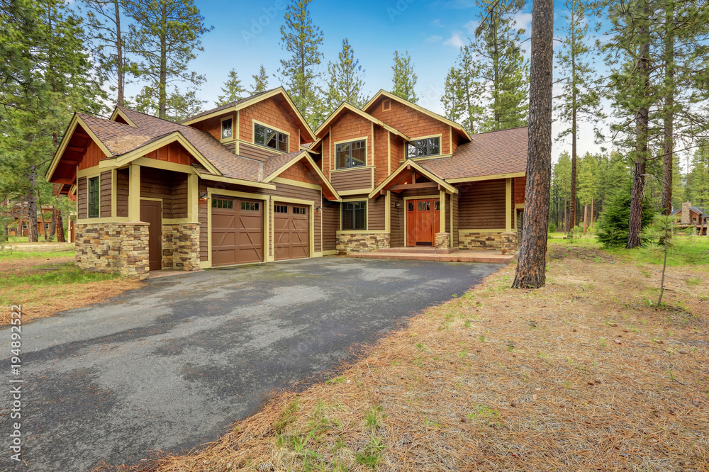 Beautiful custom made home exterior Beautiful custom made home exterior