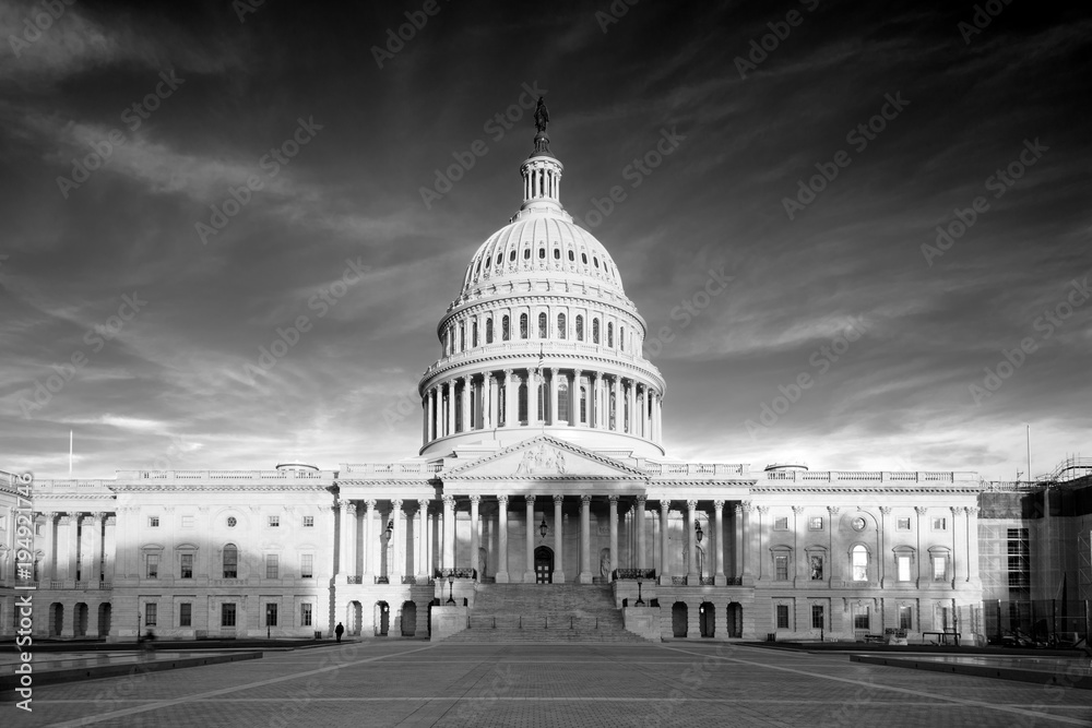 The United States Capitol building in Black and White at sunrise - Stock image