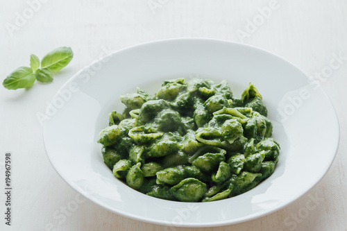 Conchiglie with spinach