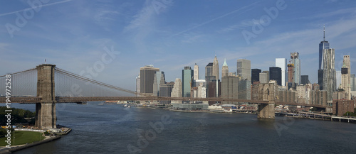 Brooklyn Bridge and New York city in the background © dennisjacobsen