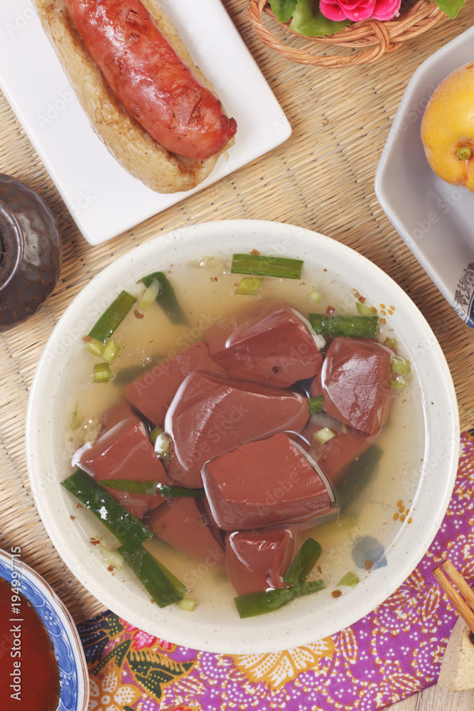 Pork blood jelly soup is a popular street food in Taiwan