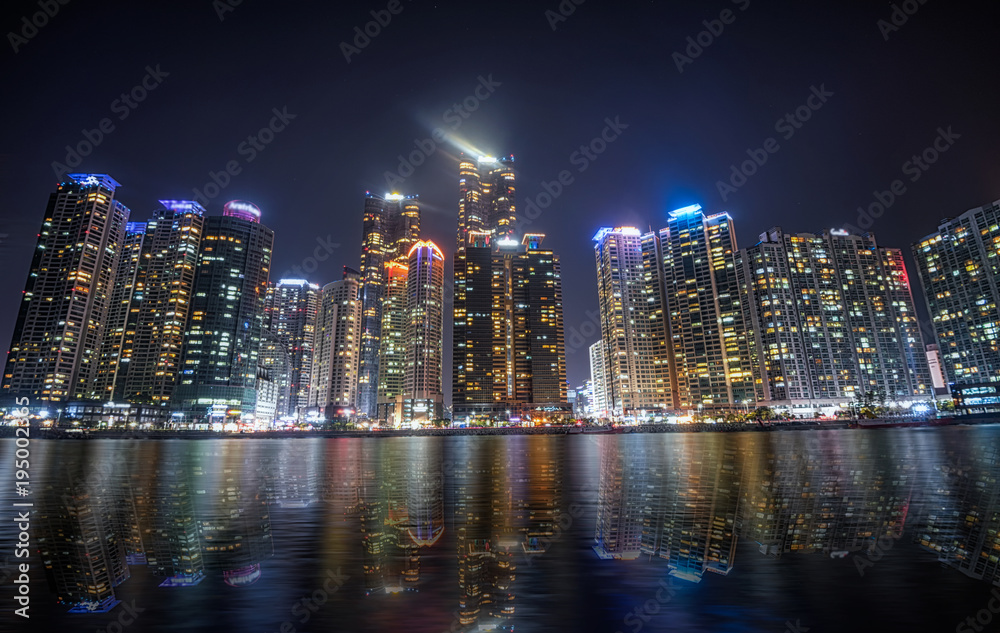Fototapeta premium Busan city,Busan haeundae beach and gwangan bridge at night,South Korea