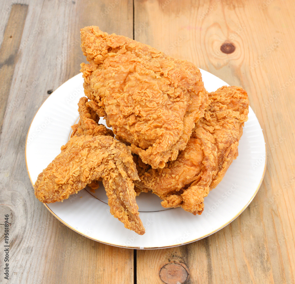 Fotografie fried chicken on a plate