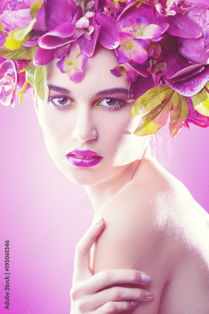 Fototapeta premium lady in wreath