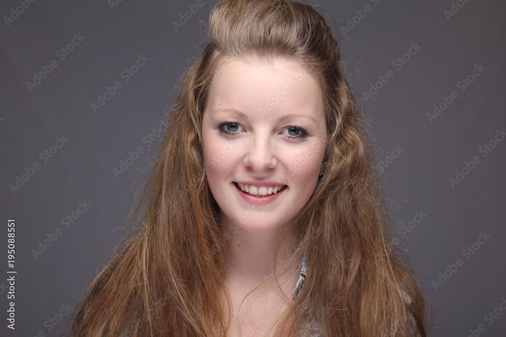 Naklejka premium Caucasian young woman