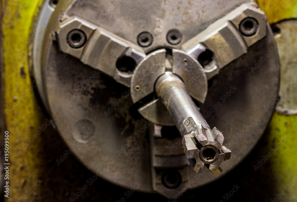 Φωτογραφία Vintage antique automotive machine shop carbide steel bottoming plug tap with me