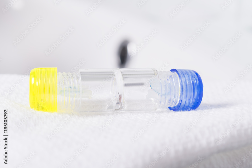long container for the lens for the eyes rests on the washbasins long container for the lens for the eyes rests on the washbasins