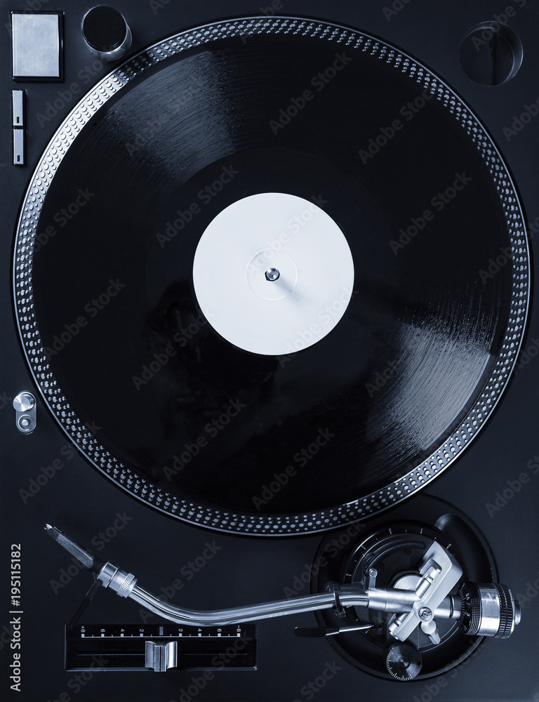 Naklejka premium Gramofon z czarną płytą i główką
