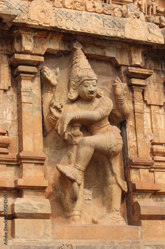 tanjore big temle sulpture