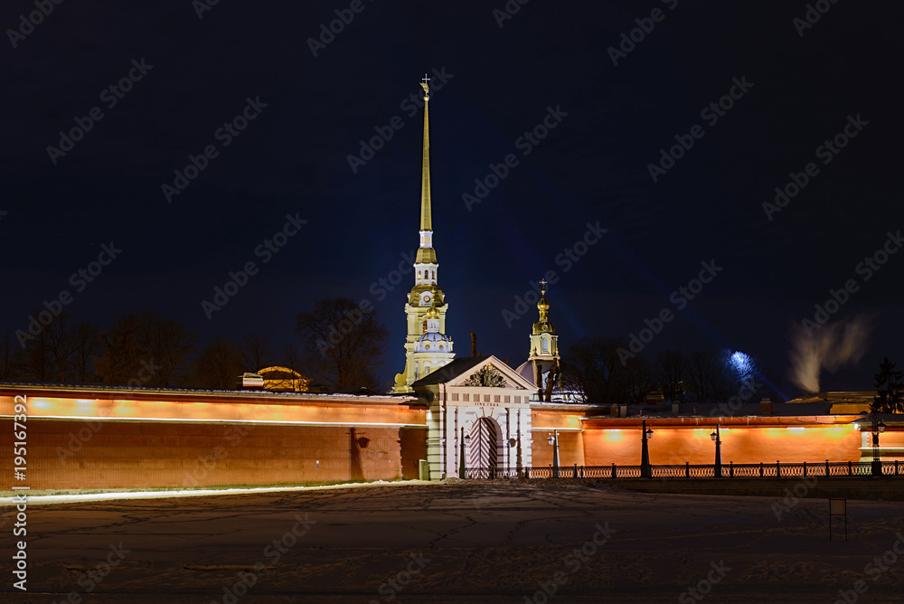 Obraz premium Night view of Peter and Paul Fortress in Saint-Petersburg, Russia at winter