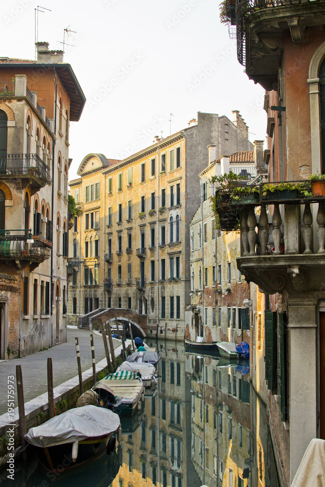 Venice, canals, old houses, sightseeing