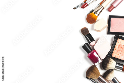 Fototapeta Naklejka Na Ścianę i Meble -  Cosmetic bag and makeup products on color background