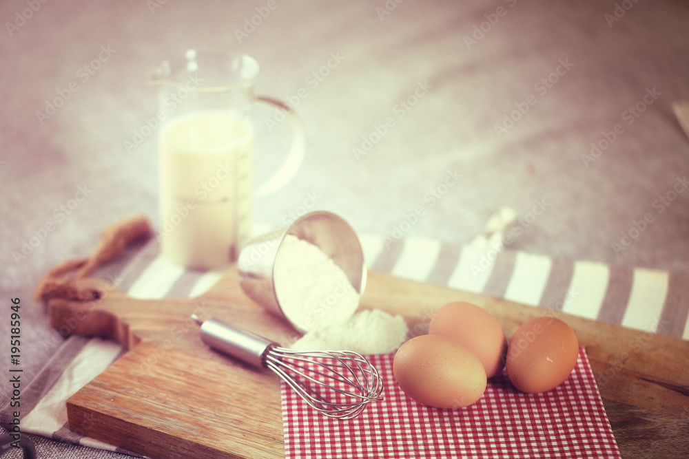 oeuf farine,préparation gâteau, crêpe oeuf farine,préparation gâteau, crêpe