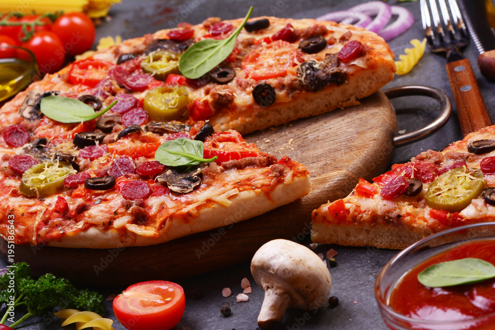 For you, the freshest fragrant pizza For you, the freshest fragrant pizza