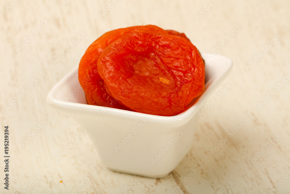 Dry apricot Dry apricot