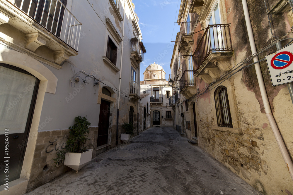 Fototapeta premium Street of Ortigia