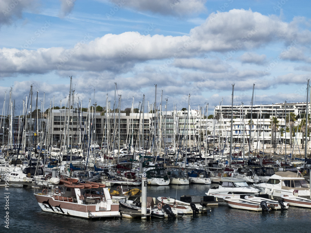 Hafen in Lagos an der Algarve