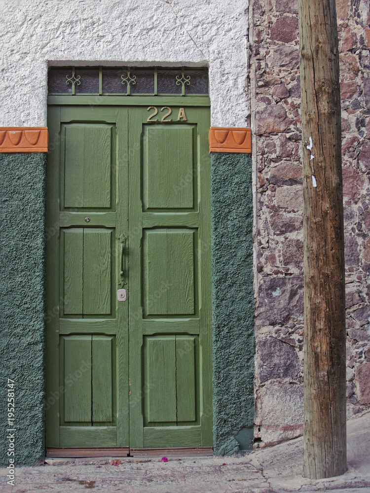Fototapeta premium One of the many interesting doors that can be seen in the street of San Miguel de Allende, Guanajuato, Mexico