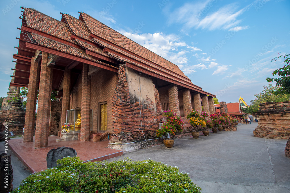 The Pagoda and Buddha Status at Wat Yai Chaimongkol, Ayutthaya,