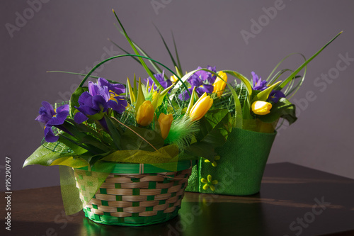 Fototapeta Naklejka Na Ścianę i Meble -  Flowers. Yellow tulip and iris bouquet