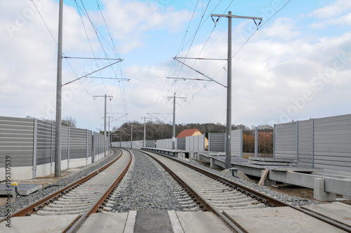 Eisenbahnstrecke modern mit Oberleitung photo