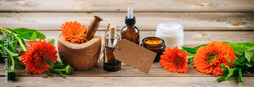 Obraz na płótnie Calendula aromatherapy