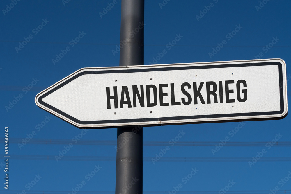 Ein Pfeil zeigt in Richtung Handelskrieg zwischen Europa und Amerika Ein Pfeil zeigt in Richtung Handelskrieg zwischen Europa und Amerika
