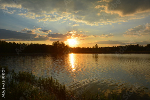 Zachód nad zalewem Paprocany (Tychy)