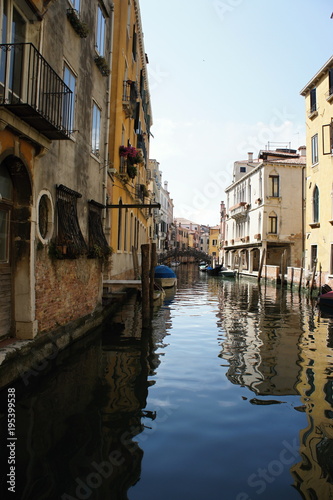 Venezia canal © Comee