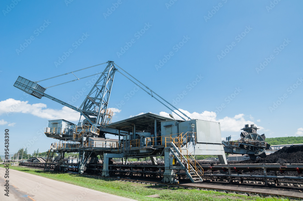 Coal stacker and Coal Reclaimer are mining machinery, or mining equipment in the mining industry that large or huge machine used in bulk material handling in stockpile as the Coal Production