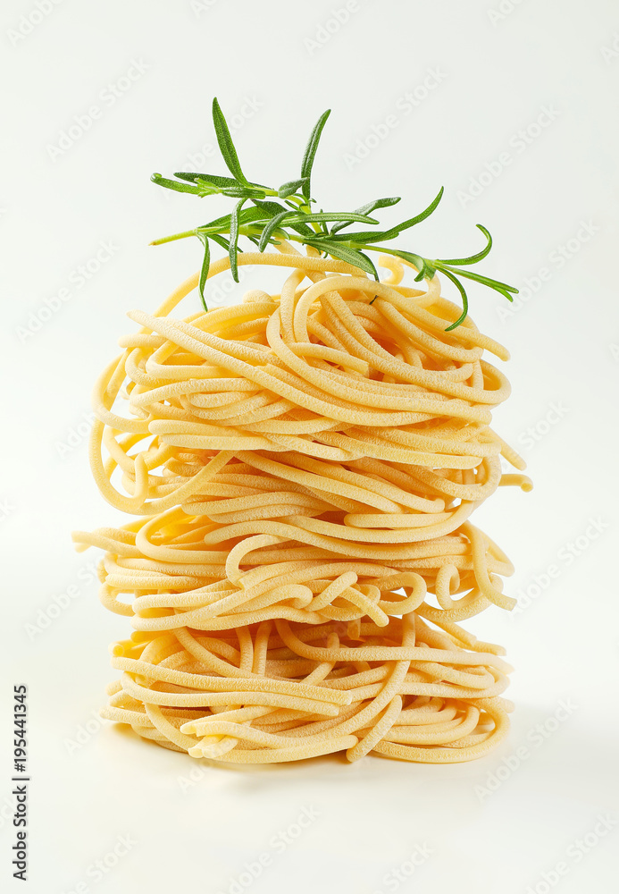 bundles of spaghetti pasta