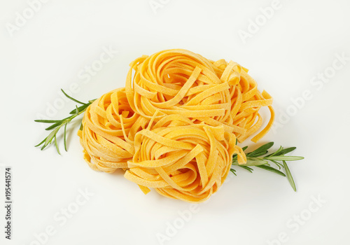dried ribbon pasta