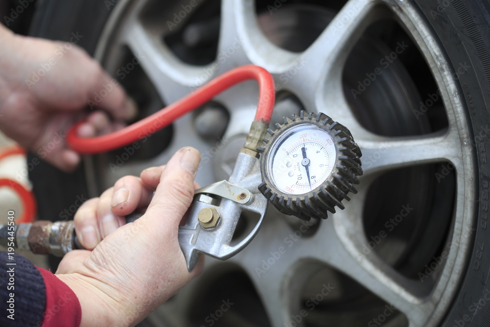 Tire air pressure Check Tire air pressure Check