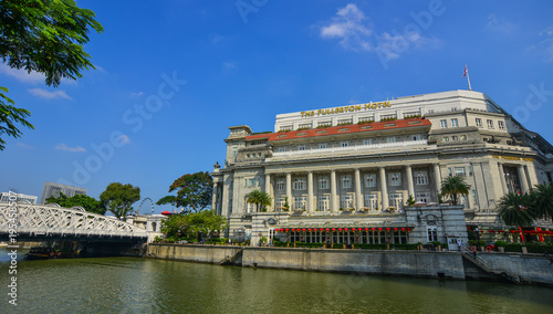 Photography Famous Fullerton Hotel in Singapore