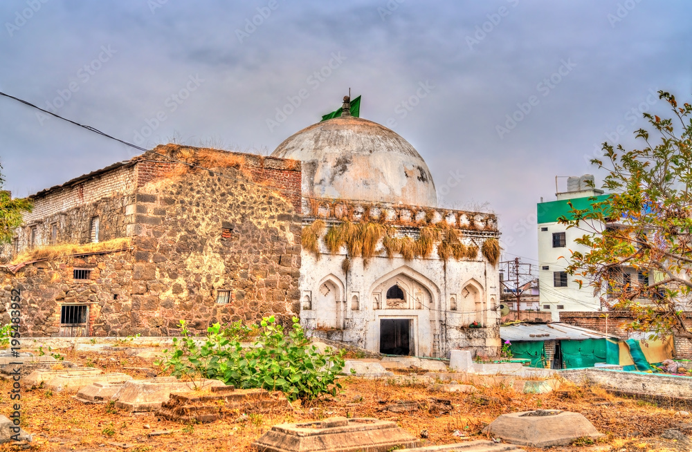 Dargah of Sheikh Zainuddin Khuldabad in Khuldabad - Maharashtra, India