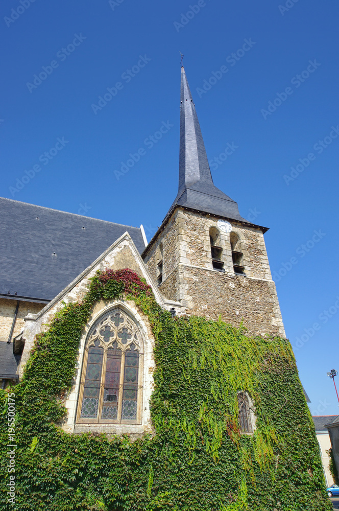 Saint Hippolyte et Saint Laurent catholic church in France Saint Hippolyte et Saint Laurent catholic church in France