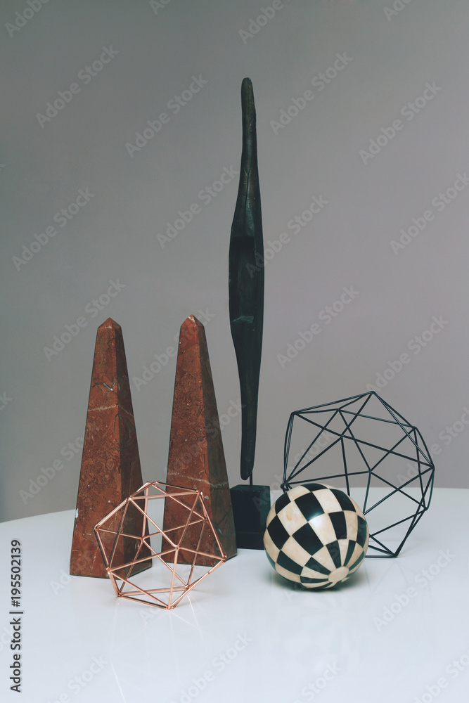 nature morte avec objets géométriques