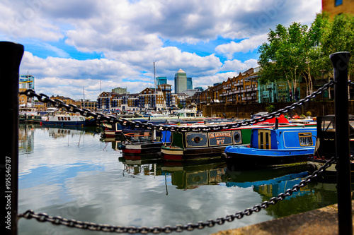 Photos Marina an der Themse Limehouse Basin London