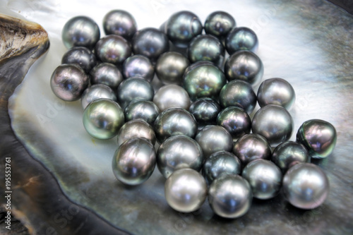 Excellent Round Tahitian Black Pearls