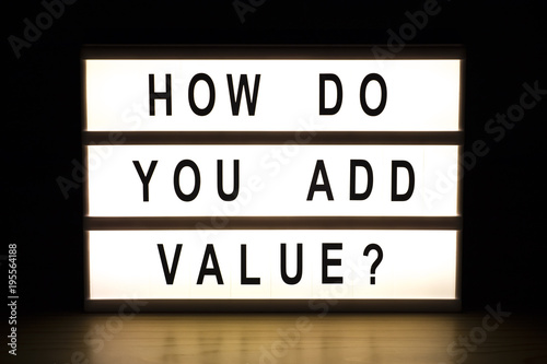 Foto How do you add value light box sign board