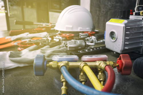 Photography Tool for air conditioner maintenance in house or build