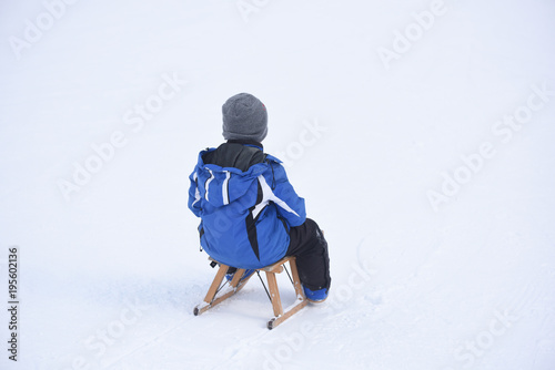 slittino bob bambini neve divertimento giocare  photo