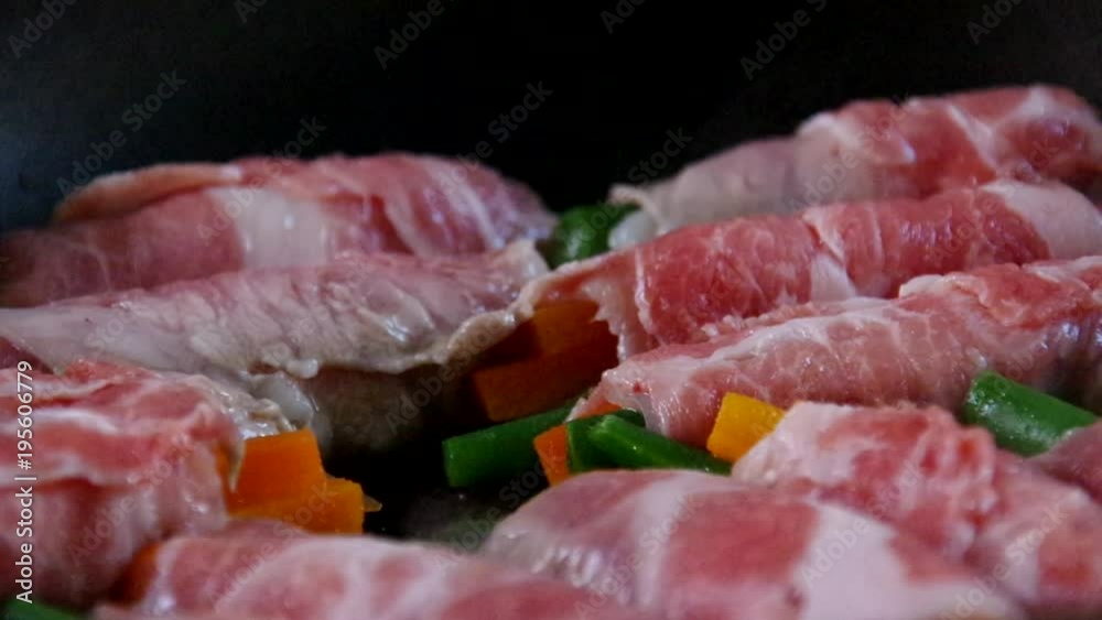 野菜の豚肉巻き　クッキング