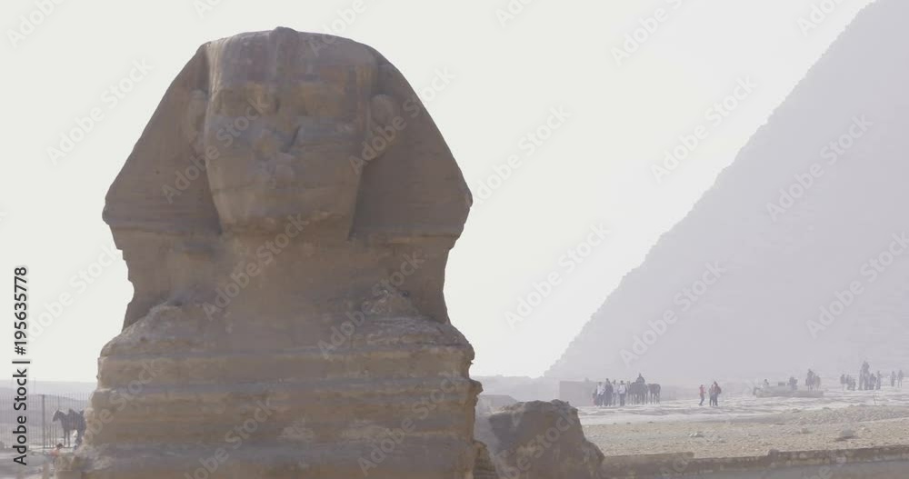 sphinx et pyramide